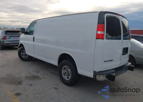 2019 GMC Savana 2500 Work Van z USA, uszkodzony, nr VIN 1GTW7AFGXK1340432
